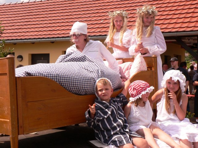 002009.jpg
